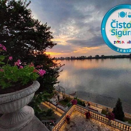 Vila Jugovo S Smederevo Luaran gambar
