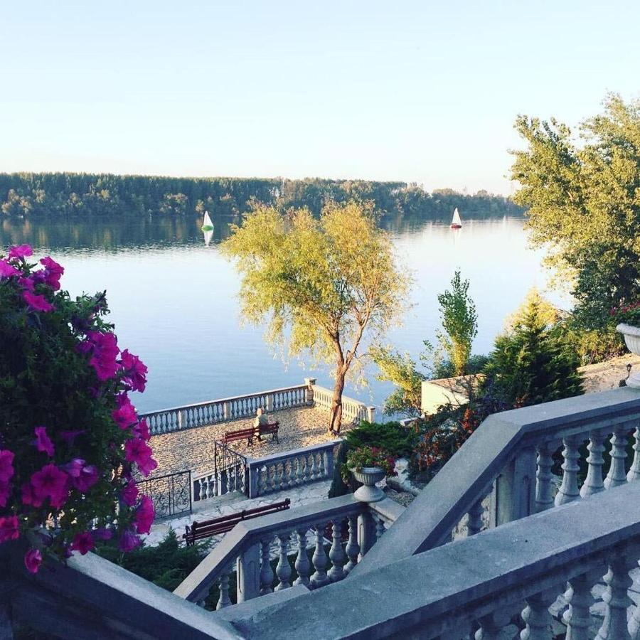 Vila Jugovo S Smederevo Luaran gambar