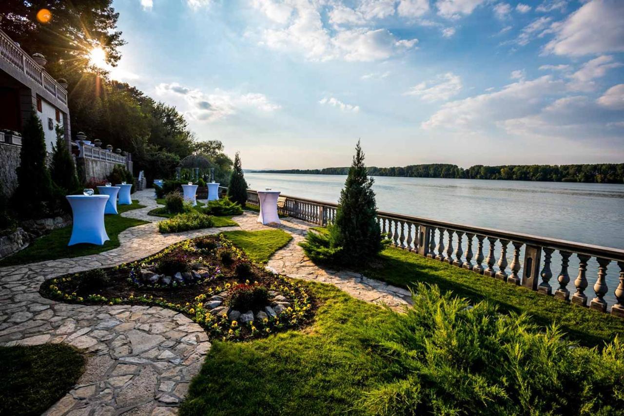 Vila Jugovo S Smederevo Luaran gambar