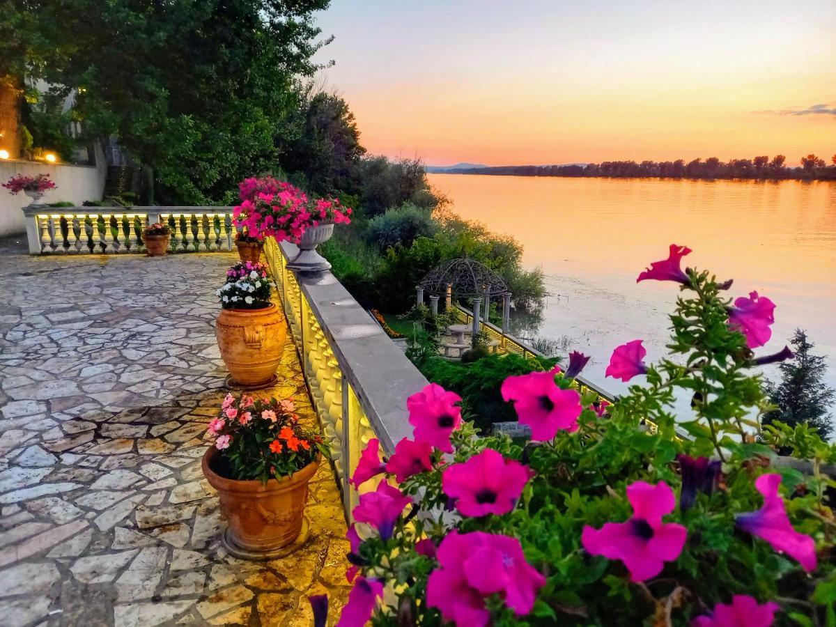 Vila Jugovo S Smederevo Luaran gambar